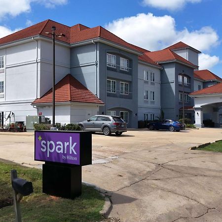 Spark By Hilton Brandon Exterior photo