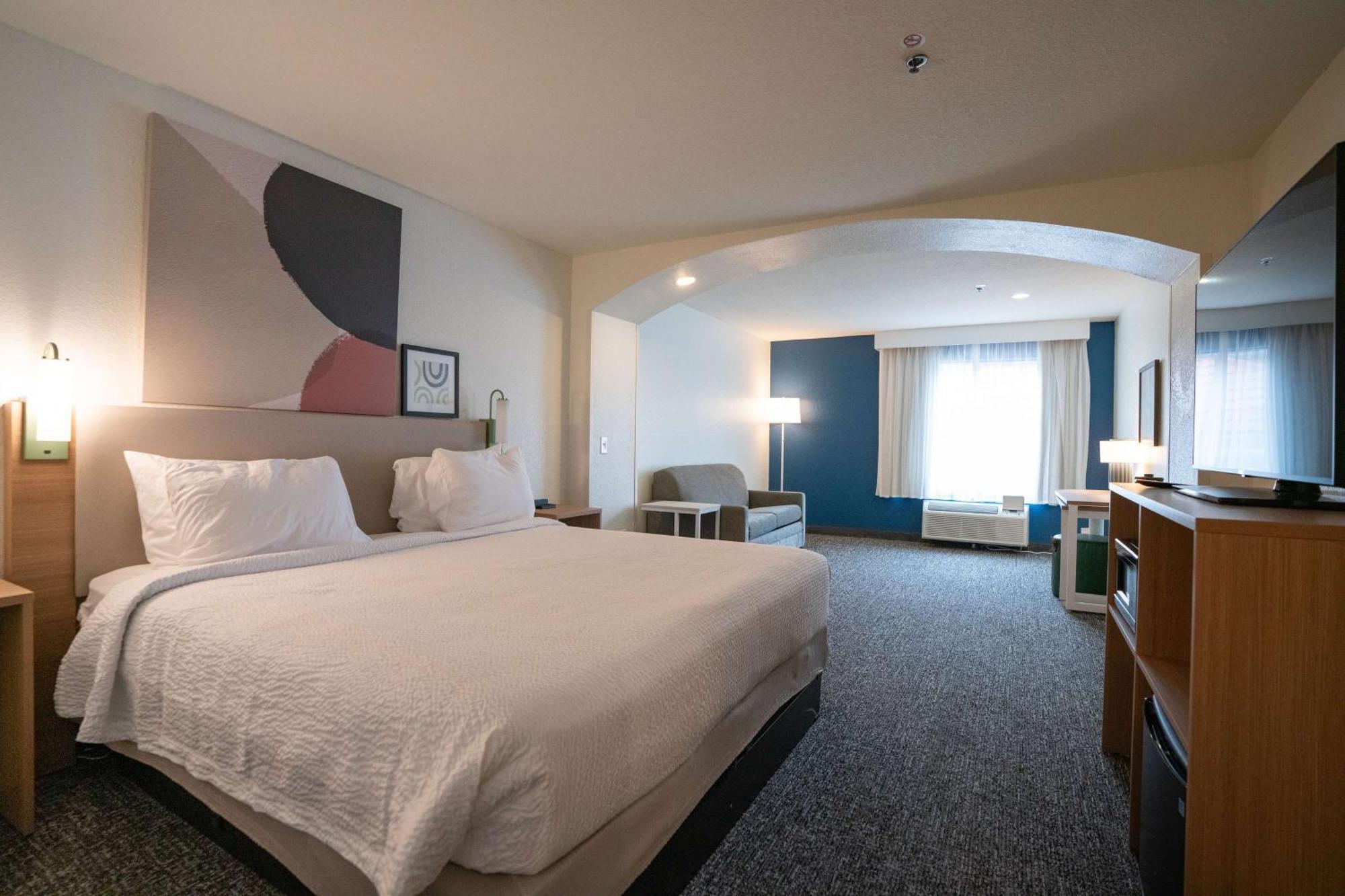 Spark By Hilton Brandon Exterior photo